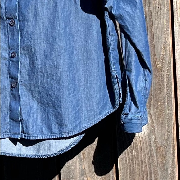 Dip blue button down top size small - Picture 9 of 17